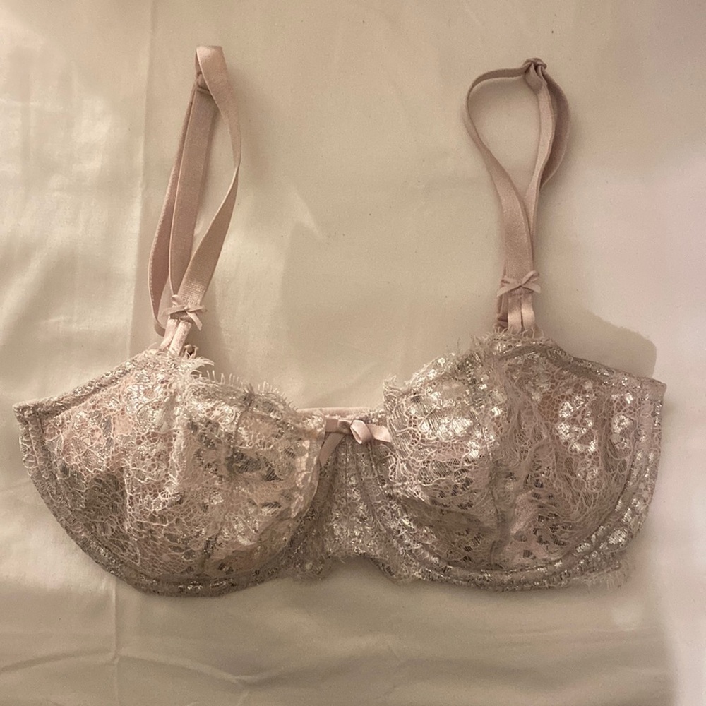 Victoria’s Secret Bra Size 32DD